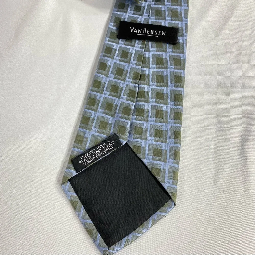 Van Heusen Light Blue & Sage Geo Square Design Silk Tie